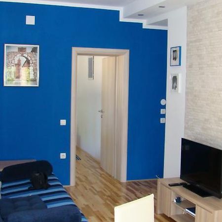 Apartments Pinus Pirovac Habitación foto